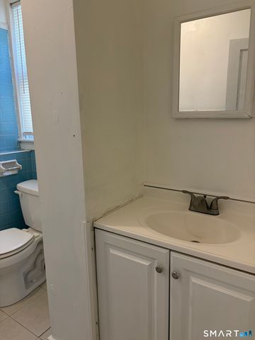 162 Gilbert Avenue, New Haven, CT 06511