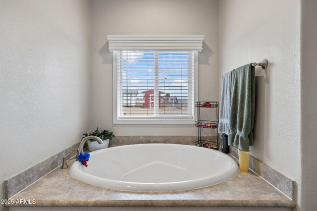 25221 N MITCHELL Road, Paulden, AZ 86334