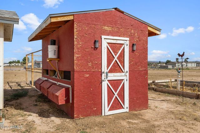 25221 N MITCHELL Road, Paulden, AZ 86334