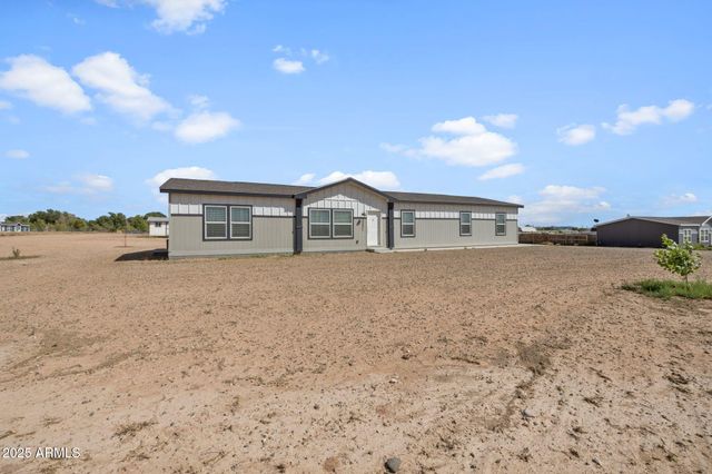 25221 N MITCHELL Road, Paulden, AZ 86334
