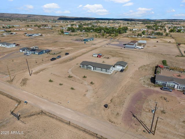 25221 N MITCHELL Road, Paulden, AZ 86334