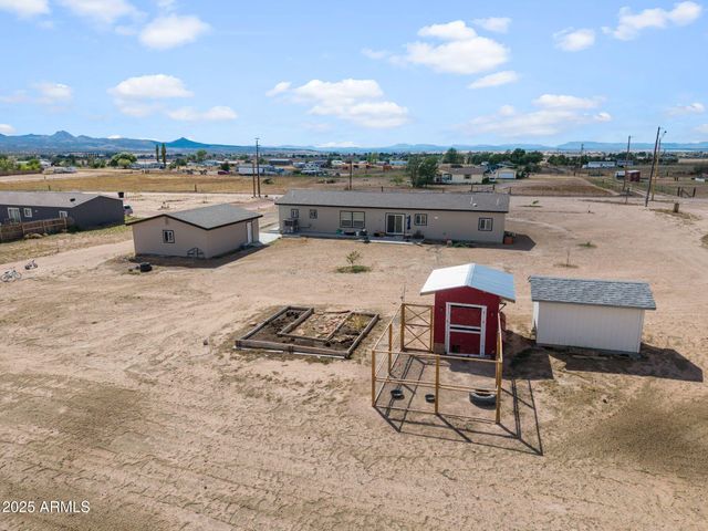 25221 N MITCHELL Road, Paulden, AZ 86334