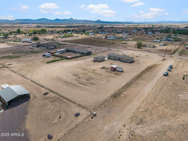 25221 N MITCHELL Road, Paulden, AZ 86334
