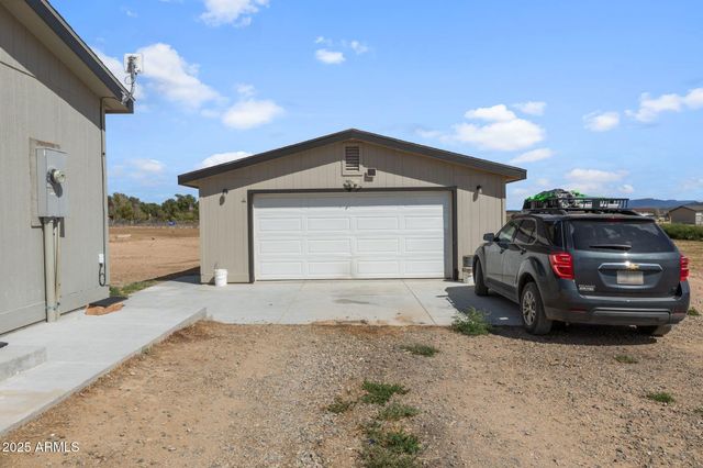 25221 N MITCHELL Road, Paulden, AZ 86334