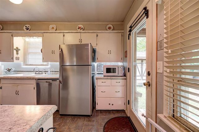 13050 S Pine Street, Edmond, OK 73034