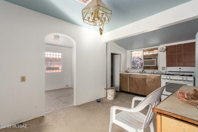 3649 S Bronson Avenue, Tucson, AZ 85713