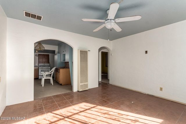 3649 S Bronson Avenue, Tucson, AZ 85713