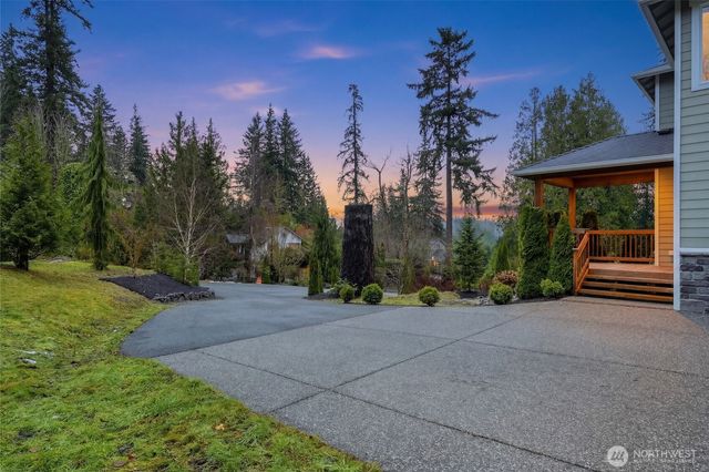 9002 185th Place SE, Snohomish, WA 98296