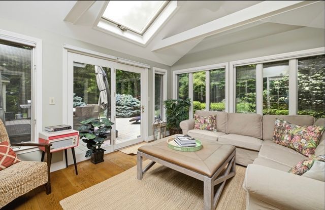 10 Donnelly Drive, Medfield, MA 02052