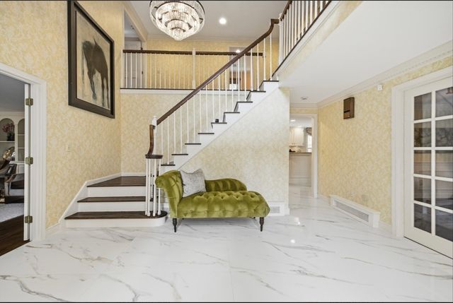 10 Donnelly Drive, Medfield, MA 02052