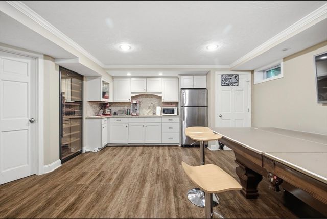 10 Donnelly Drive, Medfield, MA 02052