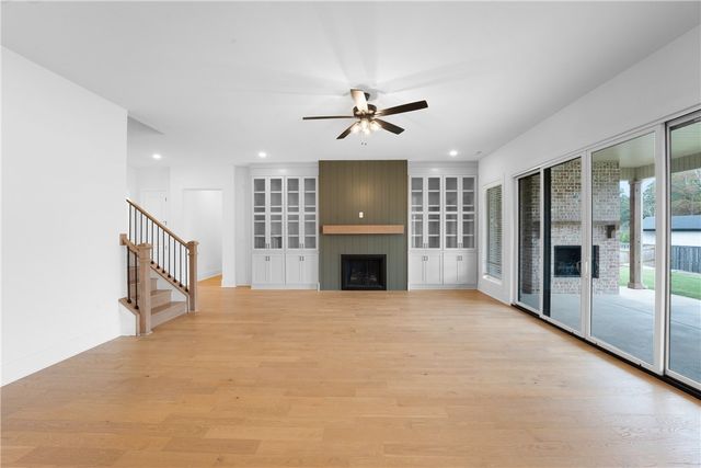 4201 S 88 Street, Bentonville, AR 72713