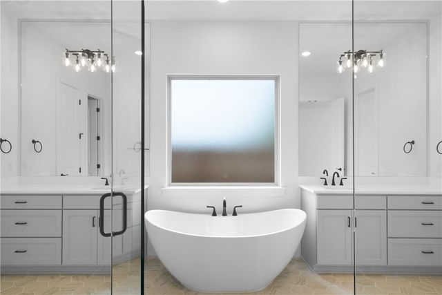 4201 S 88 Street, Bentonville, AR 72713