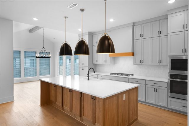 4201 S 88 Street, Bentonville, AR 72713