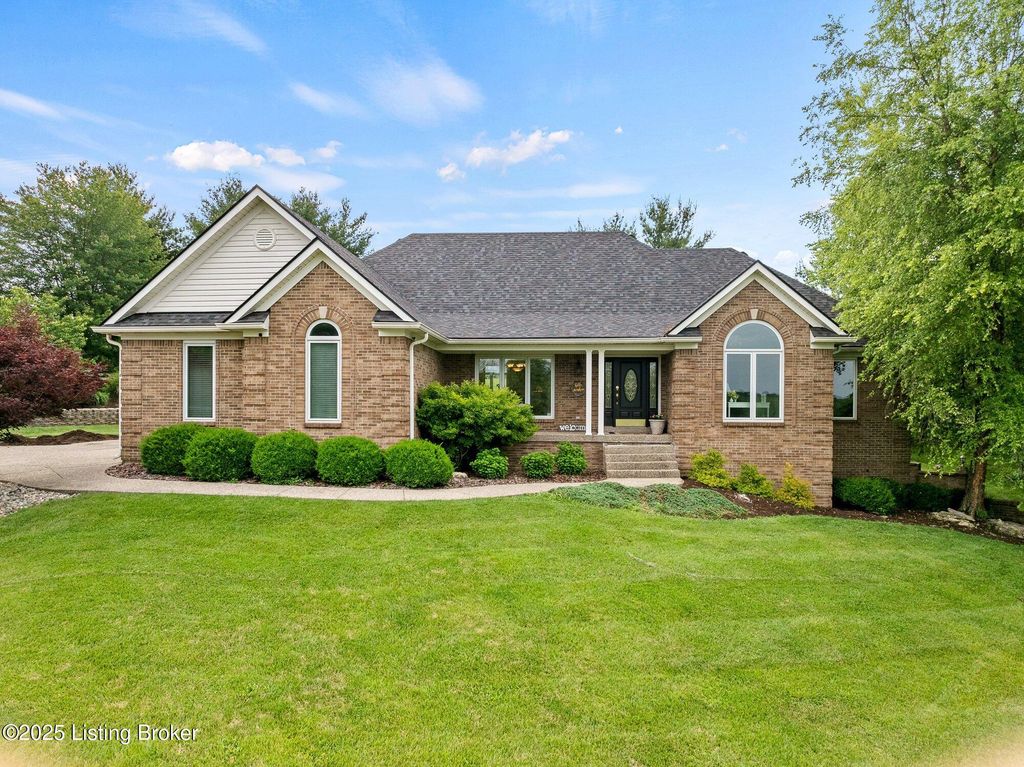 4405 Carolyn Ct, Crestwood, KY 40014