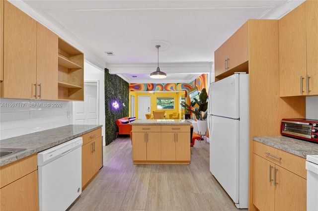 5627 NW 9th Ave, Miami, FL 33127