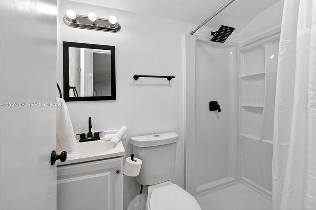 5627 NW 9th Ave, Miami, FL 33127