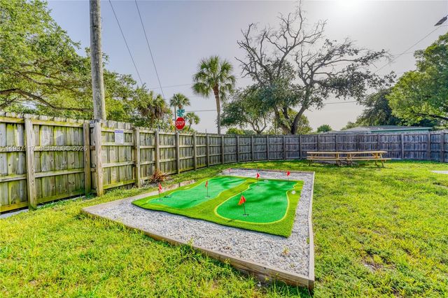 5627 NW 9th Ave, Miami, FL 33127