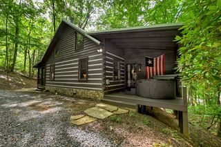 545 Chestnut Ridge, Blue Ridge, GA 30513