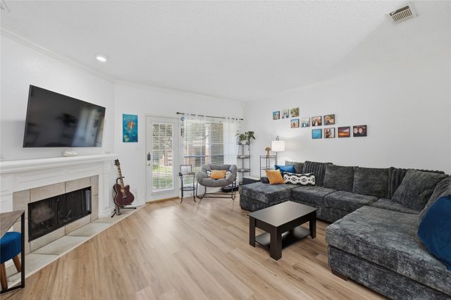 3550 Country Square Drive 505, Carrollton, TX 75006