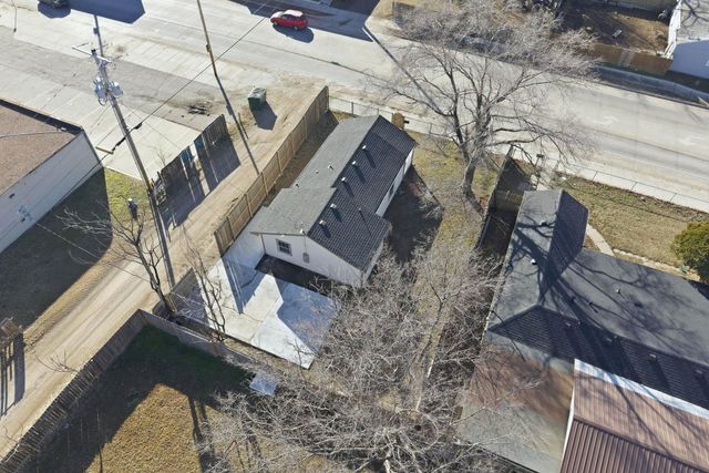 910 E Mount Vernon Rd, Wichita, KS 67211