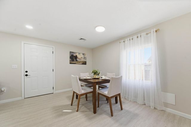 910 E Mount Vernon Rd, Wichita, KS 67211