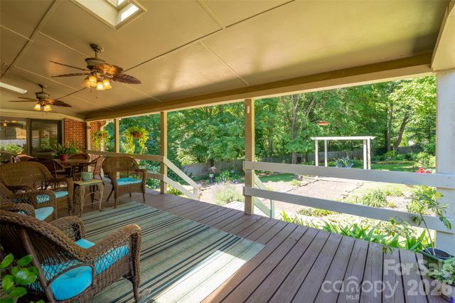 7029 Forest Hills Drive, Denver, NC 28037