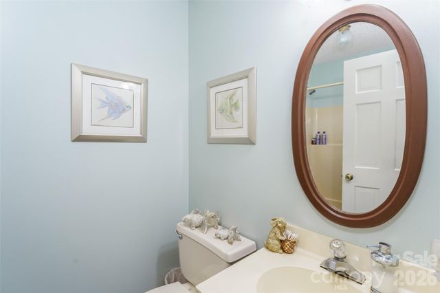 7029 Forest Hills Drive, Denver, NC 28037