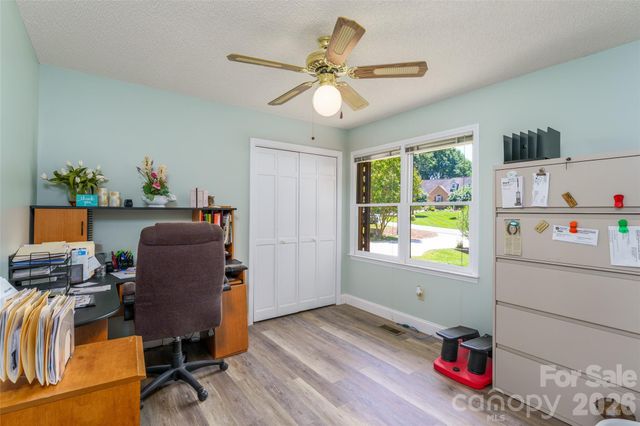 7029 Forest Hills Drive, Denver, NC 28037