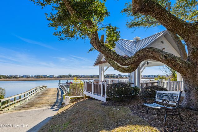 2168 Harbour Heights Lane SW, Supply, NC 28462