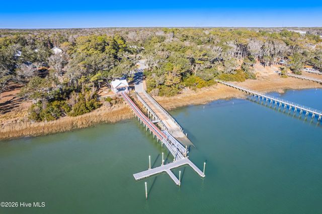 2168 Harbour Heights Lane SW, Supply, NC 28462