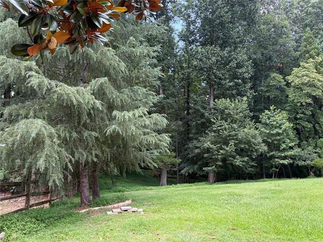 96 Highgrove Drive, Suwanee, GA 30024