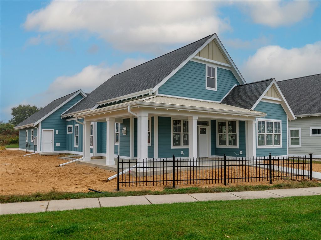 7207 Coreopsis Cove, Kalamazoo, MI 49009