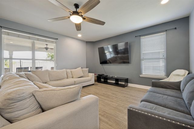 2309 Bray Village Drive, Denton, TX 76207