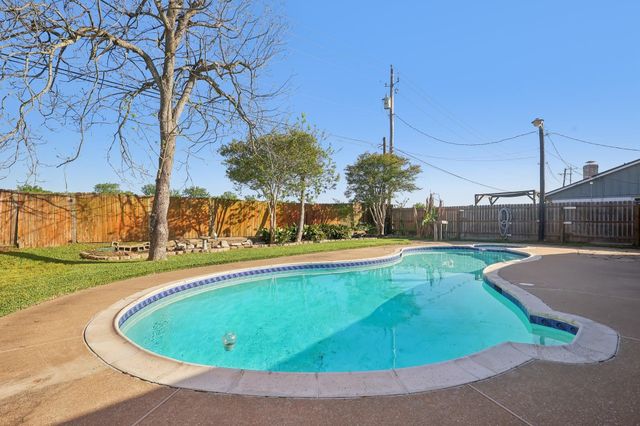 3212 Wavecrest Street, League City, TX 77573