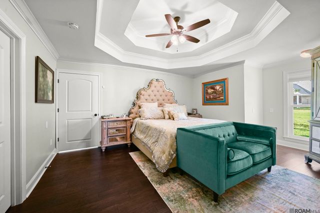 8214 Belle Helene Dr, Denham Springs, LA 70726