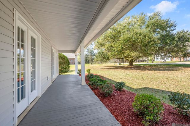 8214 Belle Helene Dr, Denham Springs, LA 70726