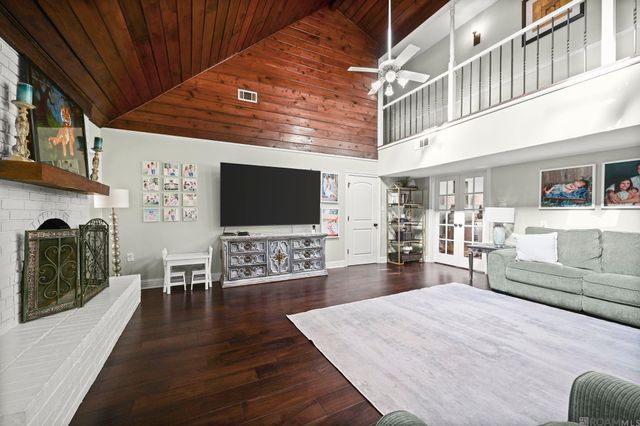 8214 Belle Helene Dr, Denham Springs, LA 70726