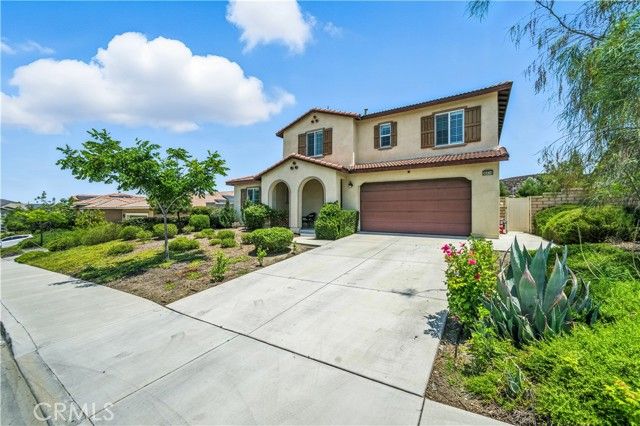 35416 Oakstone Creek Court, Winchester, CA 92596