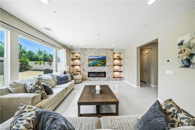 35416 Oakstone Creek Court, Winchester, CA 92596