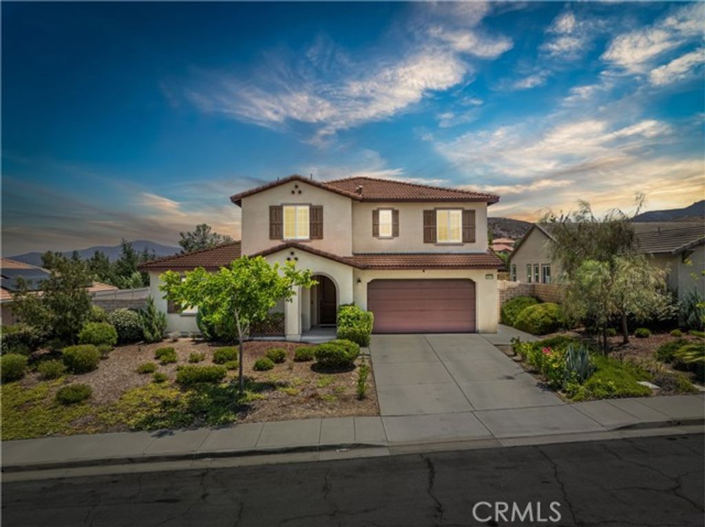 35416 Oakstone Creek Court, Winchester, CA 92596