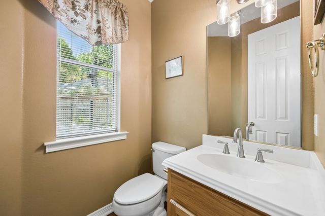 908 Trailwood Court, Cedar Hill, TX 75104