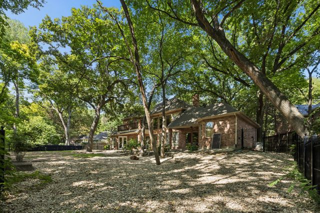 908 Trailwood Court, Cedar Hill, TX 75104