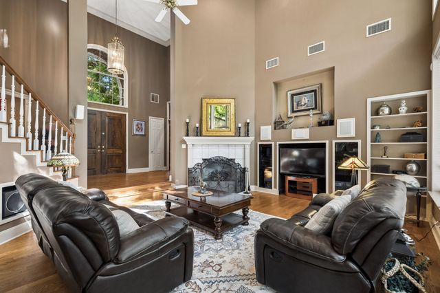 908 Trailwood Court, Cedar Hill, TX 75104