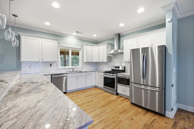 1723 Mccallie Ferry Road, Soddy Daisy, TN 37379