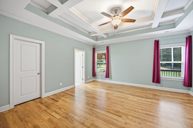 1723 Mccallie Ferry Road, Soddy Daisy, TN 37379
