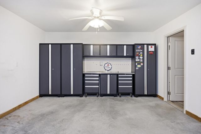 1723 Mccallie Ferry Road, Soddy Daisy, TN 37379
