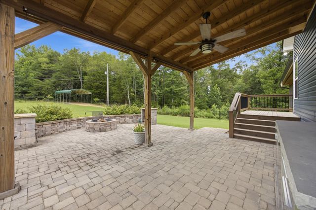 1723 Mccallie Ferry Road, Soddy Daisy, TN 37379