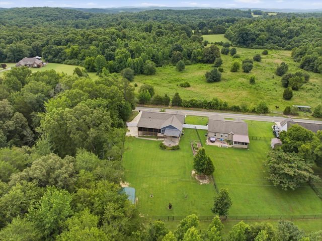 1723 Mccallie Ferry Road, Soddy Daisy, TN 37379