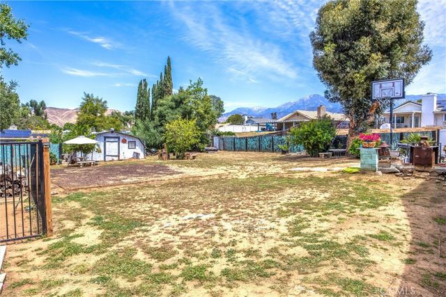 33538 Colorado St, Yucaipa, CA 92399